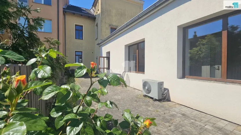 Pronájem bytu 2+kk, Kolín - Kolín IV, Školská, 59 m2