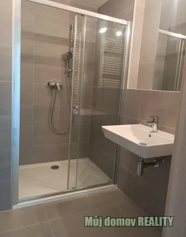 Pronájem bytu 2+kk, Praha - Kamýk, 45 m2