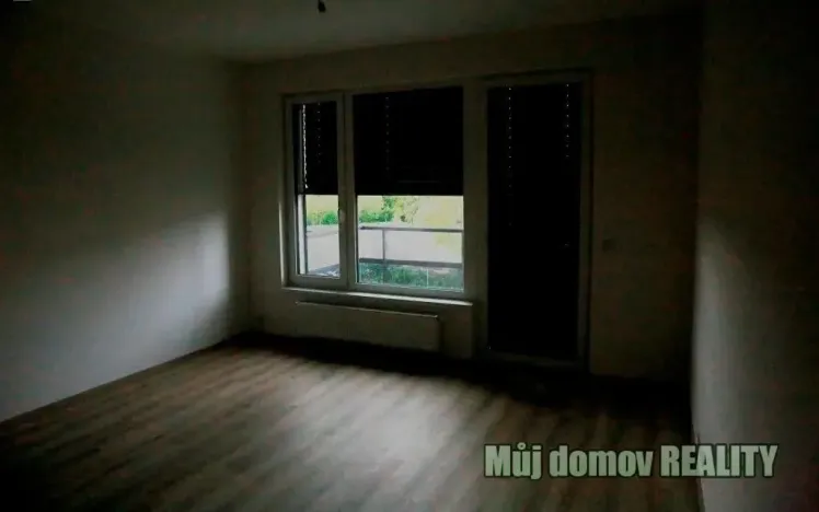 Pronájem bytu 2+kk, Praha - Kamýk, 45 m2