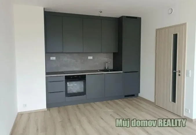 Pronájem bytu 2+kk, Praha - Kamýk, 45 m2