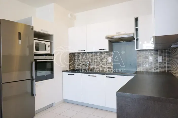 Pronájem bytu 3+kk, Praha - Háje, Jurkovičova, 78 m2