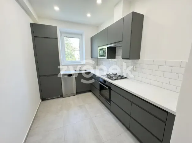 Prodej bytu 3+1, Zlín, Obeciny VIII, 66 m2