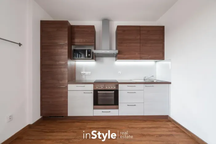 Pronájem bytu 2+kk, Uherské Hradiště, Dlouhá, 76 m2