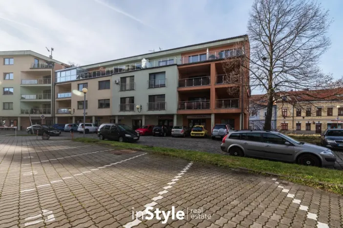 Pronájem bytu 2+kk, Uherské Hradiště, Dlouhá, 76 m2