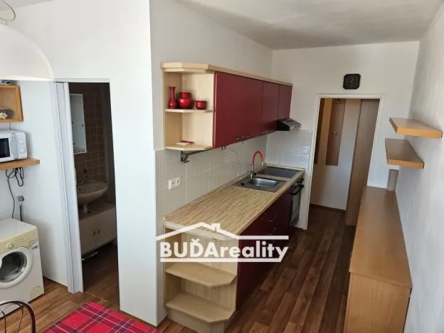 Pronájem bytu 1+1, Zlín, Dlouhá, 37 m2