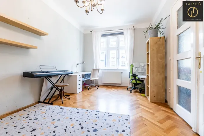 Prodej bytu 3+kk, Praha - Vršovice, Vršovická, 77 m2
