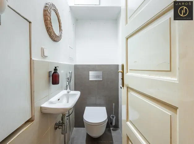 Prodej bytu 3+kk, Praha - Vršovice, Vršovická, 77 m2