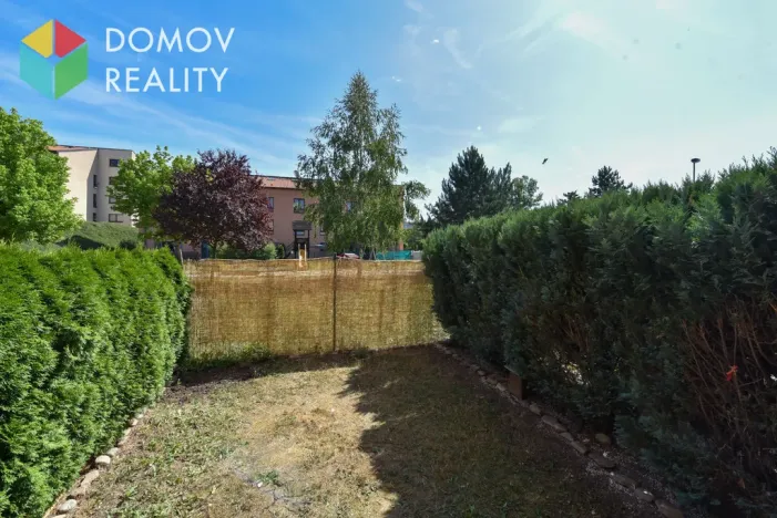 Pronájem bytu 1+kk, Beroun, Pod Homolkou, 30 m2