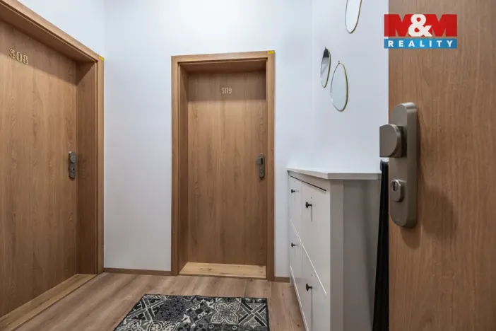 Prodej atypického bytu, Praha, Sokolská, 17 m2