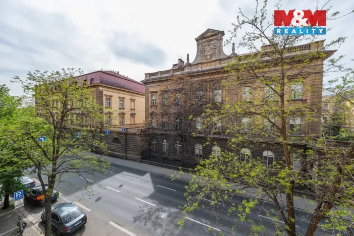 Prodej atypického bytu, Praha, Sokolská, 17 m2