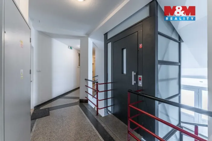 Pronájem bytu 2+kk, Praha - Michle, U plynárny, 74 m2