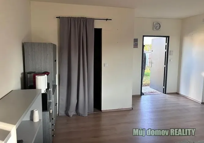 Prodej kanceláře, Praha - Malešice, 50 m2