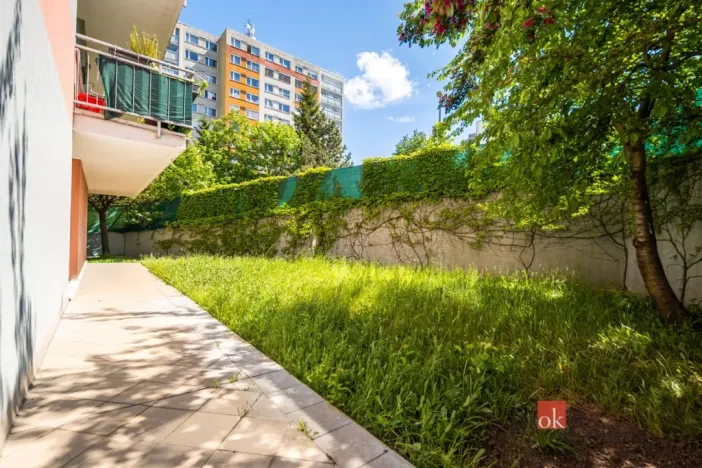 Pronájem bytu 4+kk, Praha - Horní Měcholupy, R.A. Dvorského, 116 m2