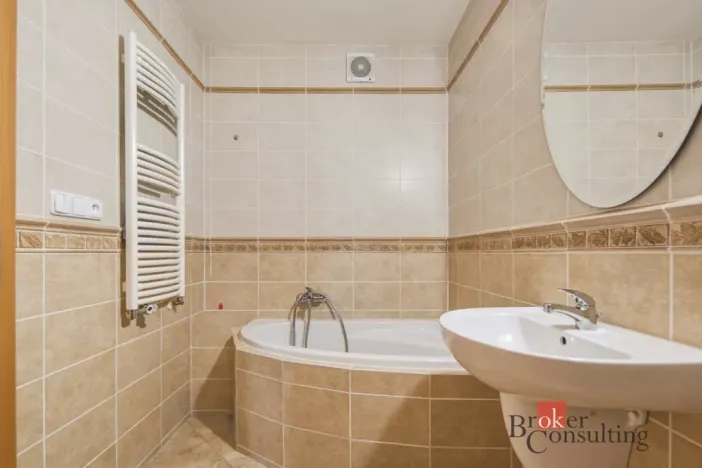 Pronájem bytu 4+kk, Praha - Horní Měcholupy, R.A. Dvorského, 116 m2