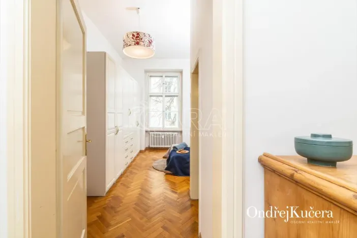 Prodej bytu 3+1, Praha - Malá Strana, Mělnická, 90 m2
