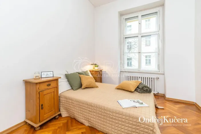 Prodej bytu 3+1, Praha - Malá Strana, Mělnická, 90 m2