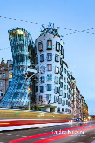 Prodej bytu 3+1, Praha - Malá Strana, Mělnická, 90 m2