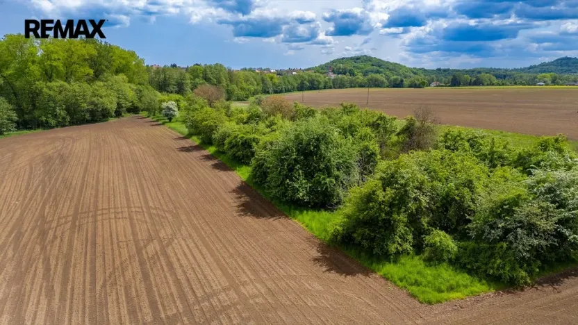 Prodej zahrady, Železnice, 448 m2