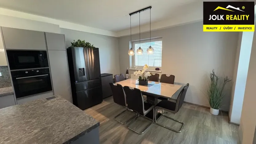 Pronájem bytu 4+kk, Opava, Kačírkova, 111 m2