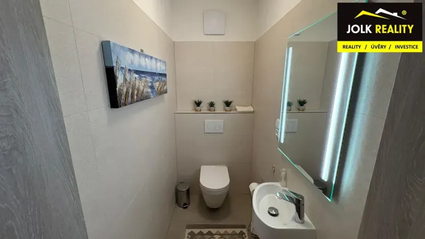 Pronájem bytu 4+kk, Opava, Kačírkova, 111 m2