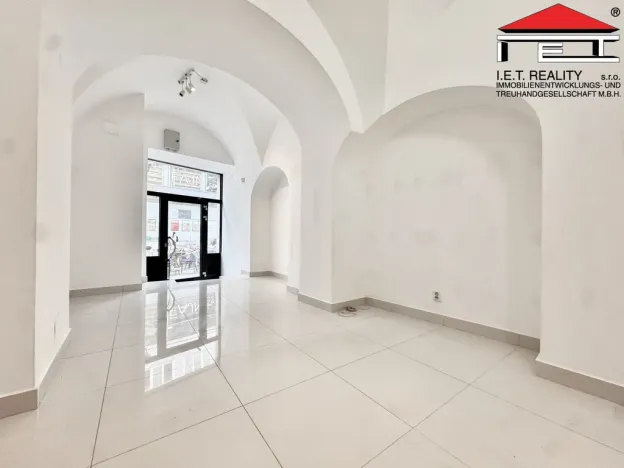 Pronájem obchodního prostoru, Brno, Orlí, 38 m2
