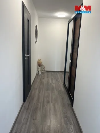 Prodej bytu 3+kk, Bělá pod Bezdězem, Masarykovo náměstí, 95 m2