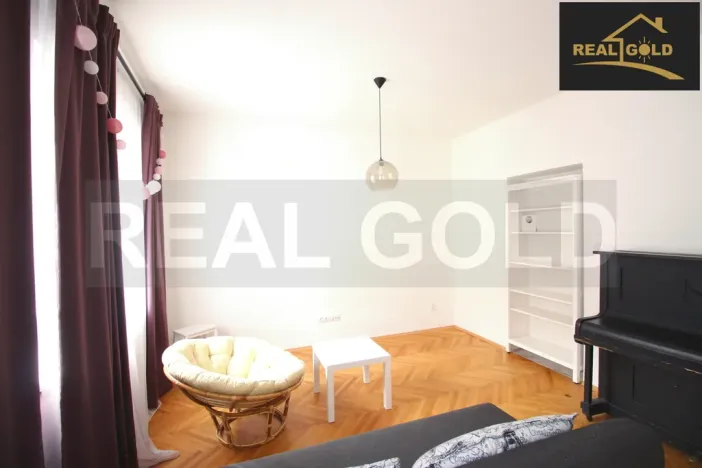 Pronájem bytu 2+kk, Třebíč, Husova, 58 m2