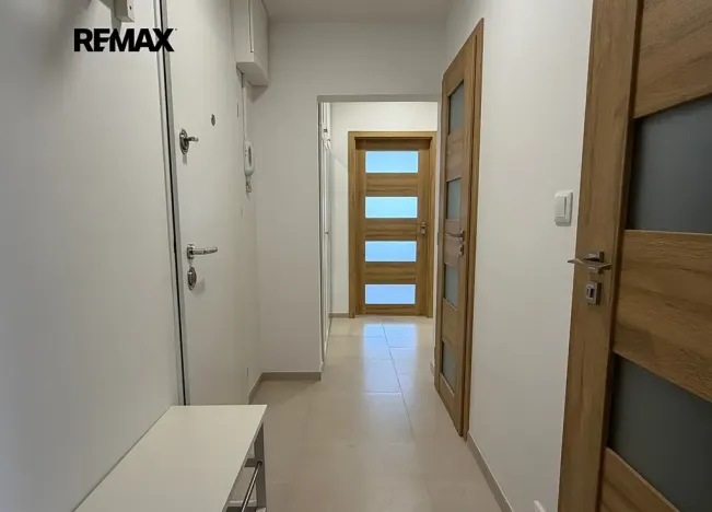 Pronájem bytu 3+kk, Praha - Strašnice, Gutova, 67 m2