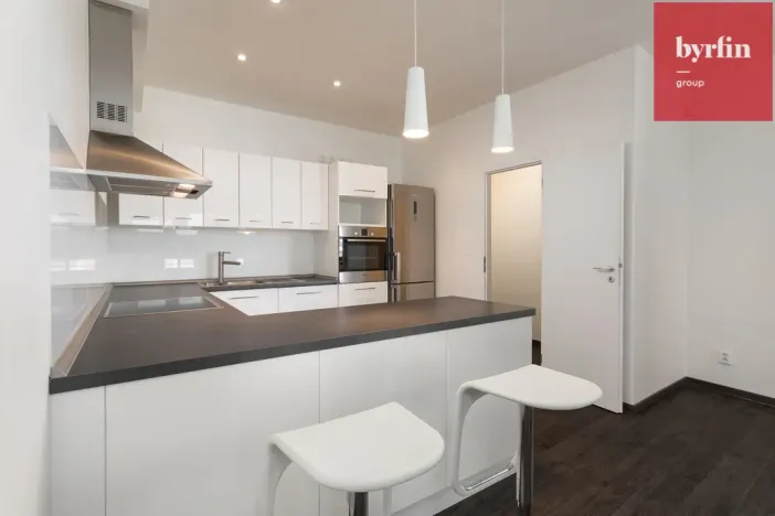 Pronájem bytu 2+kk, Opava, Mezi Trhy, 122 m2