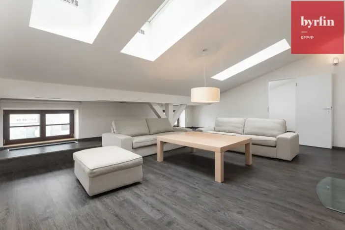 Pronájem bytu 2+kk, Opava, Mezi Trhy, 122 m2