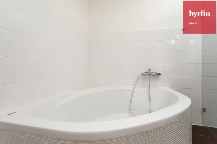 Pronájem bytu 2+kk, Opava, Mezi Trhy, 122 m2