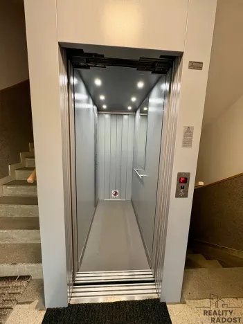 Prodej bytu 3+1, Bystřice pod Hostýnem, Pod Zábřehem, 75 m2