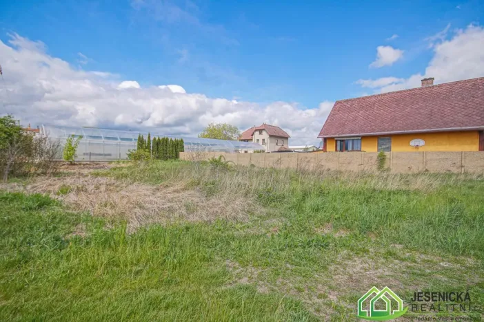Prodej pozemku pro bydlení, Javorník, Bernartická, 748 m2