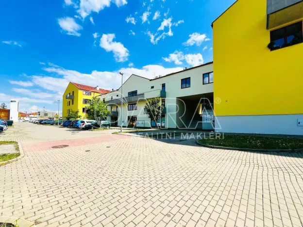 Pronájem bytu 2+kk, Praha - Běchovice, Mladých Běchovic, 67 m2