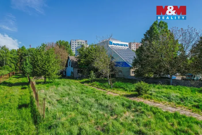 Prodej komerčního pozemku, Otrokovice, Zlínská, 1702 m2