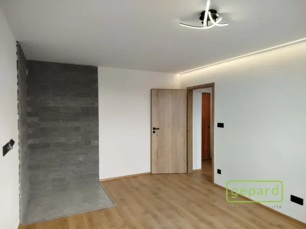 Prodej bytu 1+1, Světlík, 38 m2