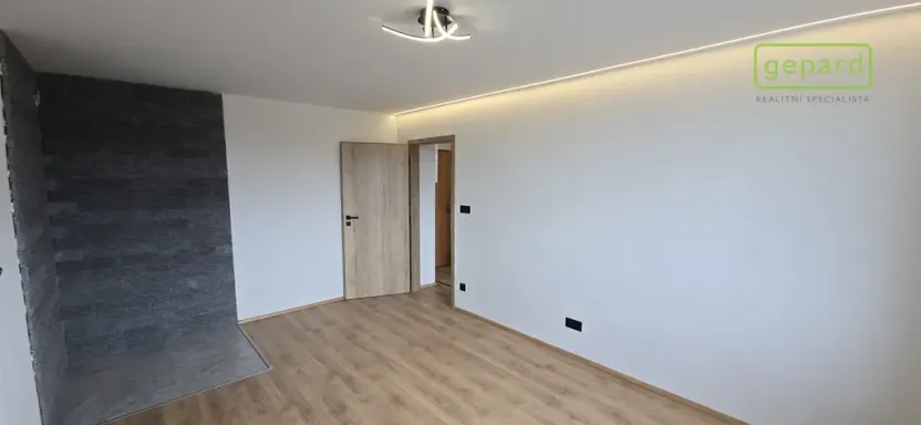 Prodej bytu 1+1, Světlík, 38 m2