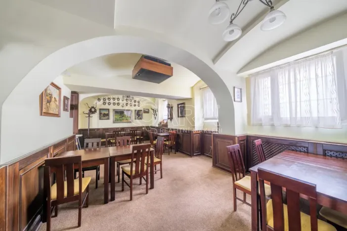 Prodej restaurace, Doksy, Komenského, 426 m2