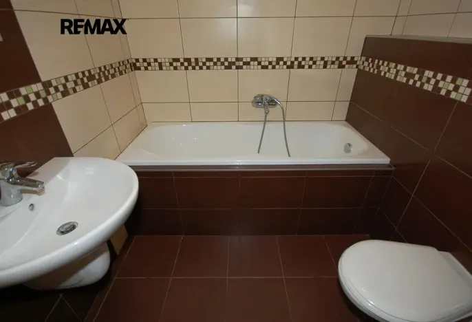 Prodej bytu 1+kk, Velký Osek, U hřiště, 33 m2