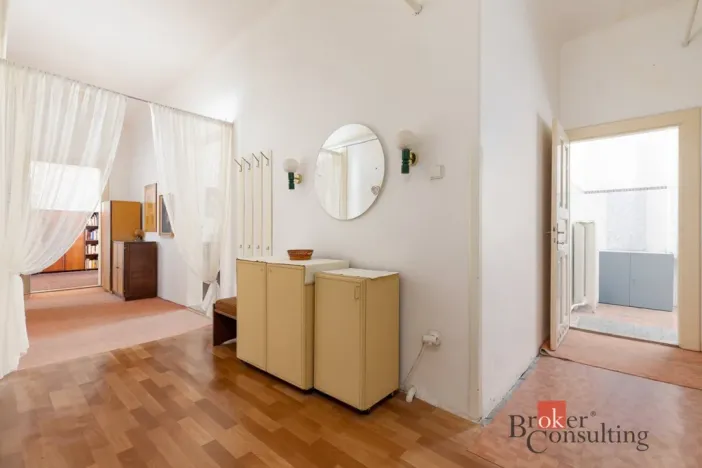 Prodej bytu 4+1, Krnov - Pod Bezručovým vrchem, Mikulášská, 153 m2