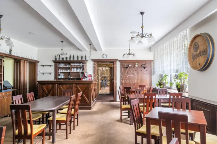 Prodej apartmánu, Doksy, Komenského, 426 m2