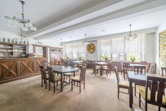 Prodej apartmánu, Doksy, Komenského, 426 m2