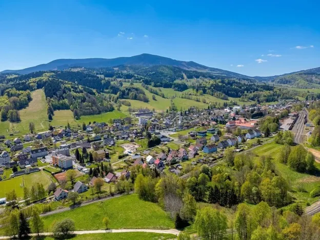 Prodej rodinného domu, Lipová-lázně, 260 m2