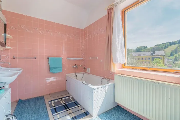 Prodej rodinného domu, Lipová-lázně, 260 m2
