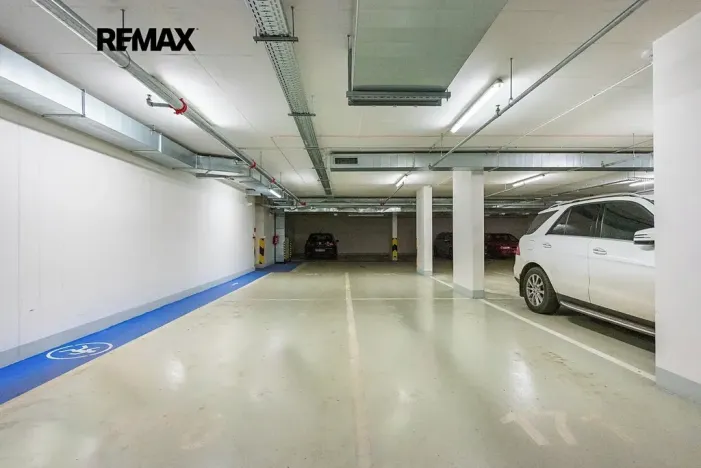Pronájem bytu 1+kk, Praha - Žižkov, Olšanská, 37 m2