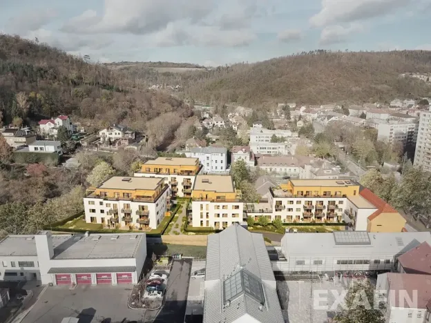 Prodej bytu 2+kk, Praha - Radotín, náměstí Osvoboditelů, 55 m2
