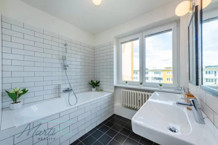 Pronájem bytu 3+1, Praha - Záběhlice, Hrusická, 71 m2