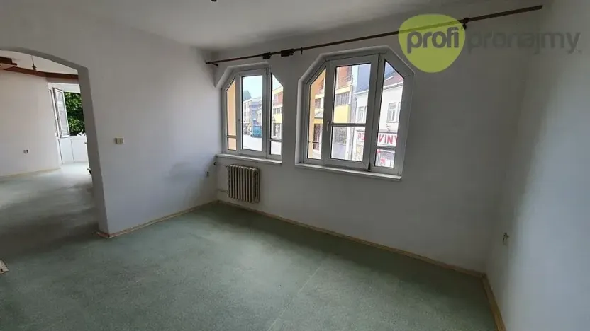 Pronájem bytu 4+1, Humpolec, Horní náměstí, 113 m2
