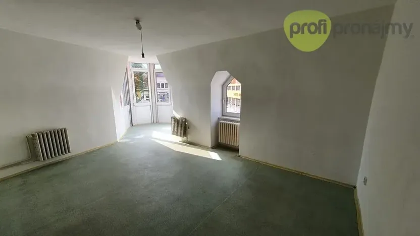 Pronájem bytu 4+1, Humpolec, Horní náměstí, 113 m2