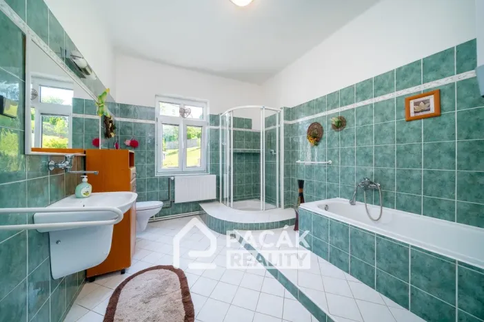 Prodej rodinného domu, Tršice, 1000 m2